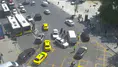 Beşiktaş’ta trafik kazası : Ticari aracın çarptığı polis memuru ağır yaralandı