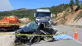 Antalya’da mermer yüklü tır ile otomobil çarpıştı : 2 ölü