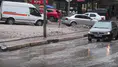 Elazığ'da sağanak etkili oldu : Caddelerde su birikti