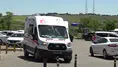 Yılanı vurmak isterken 5 kişiyi yaraladı