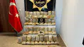 Muş'ta otomobilin bagajından 60 kilogram esrar çıktı