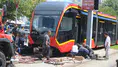 Kayseri'de tramvayın altında sıkışan 24 yaşındaki kadın öldü