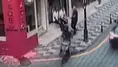 Bartın'da polisten kaçan motosikletli kaldırımda yürüyen vali yardımcısına çarptı