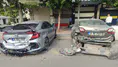 Batman'da park halindeki araçlara çarpan sürücü otomobilini bırakıp kaçtı
