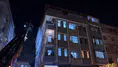 Zeytinburnu'nda apartman yangını : 5 kişi dumandan etkilendi
