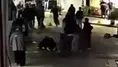 Gölcük'te sokak ortasında anne ve kızına darp: Olay anı kamerada