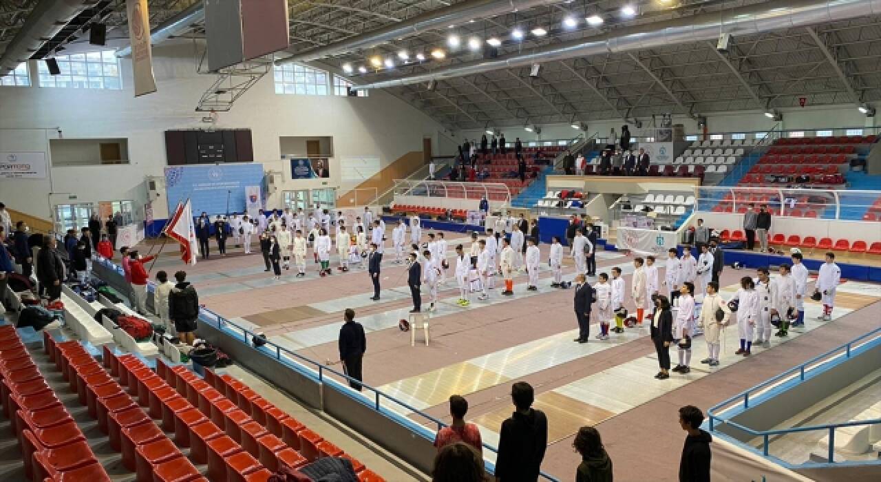Yıldızlar 17 Yaş Altı ve Büyükler Epe Türkiye Şampiyonası başladı