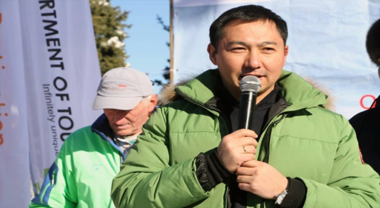 Kırgızistan’da kayak sezonu Karakol kayak merkezinde açıldı