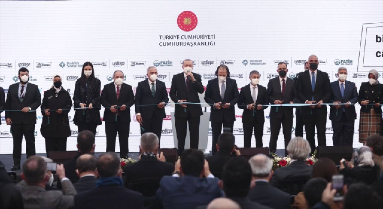 ”2. Yeditepe Bienali” Süleymaniye Külliyesi İmareti Darüzziyafe’de başladı