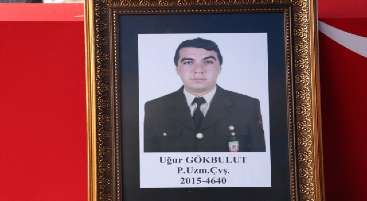 Hayatını kaybeden uzman çavuş toprağa verildi