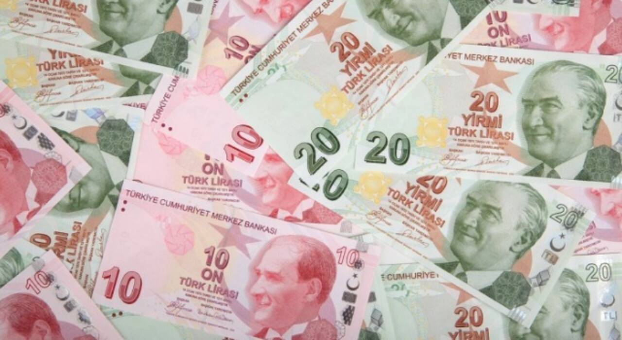 Dolar tarihi rekorunu kırdı!  Dolar 20'ye dayanıyor!