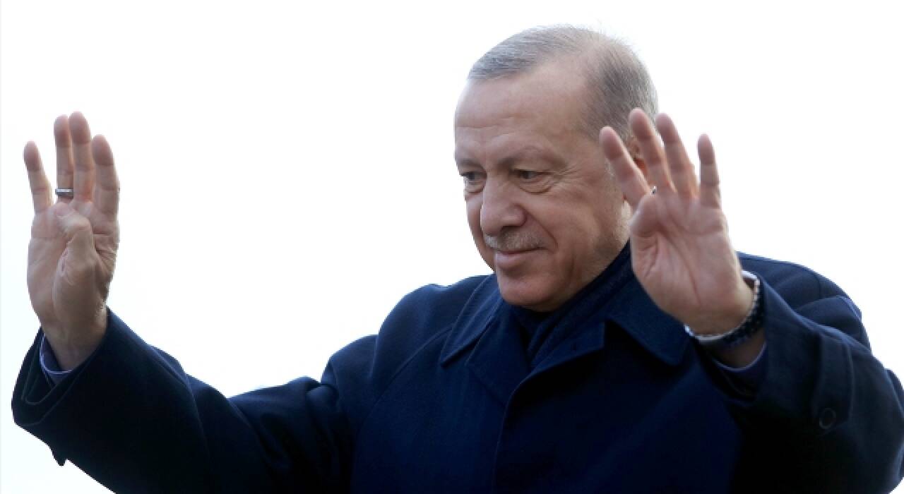 Cumhurbaşkanı Erdoğan: Biz laf değil iş üretiriz, iş