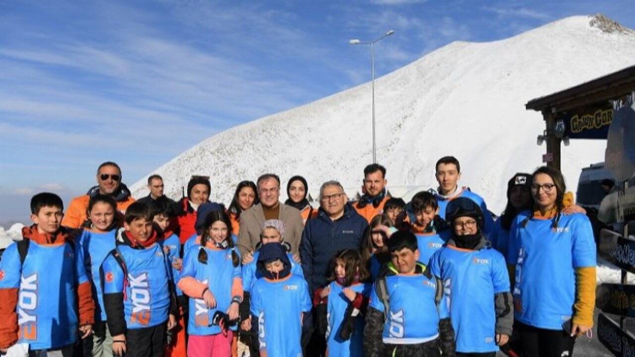Memduh Büyükkılıç'tan 'Erciyes' övgüsü
