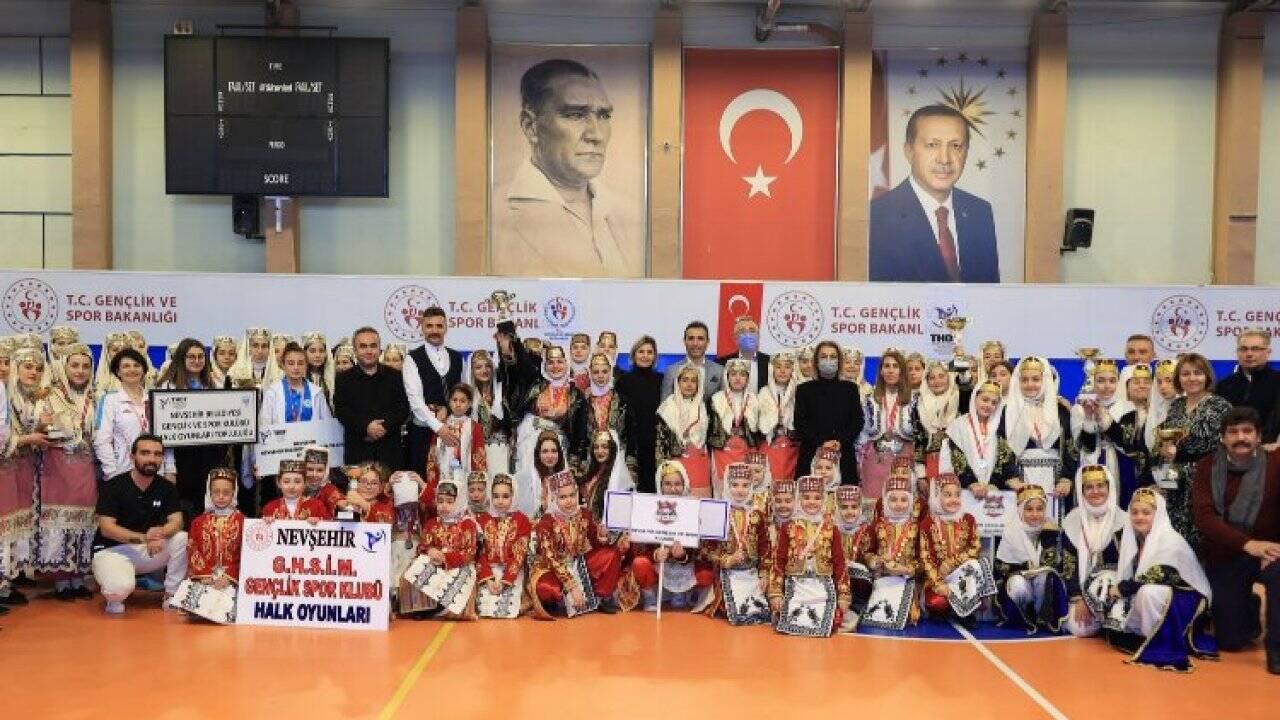 Nevşehir'in halk oyunları gururu