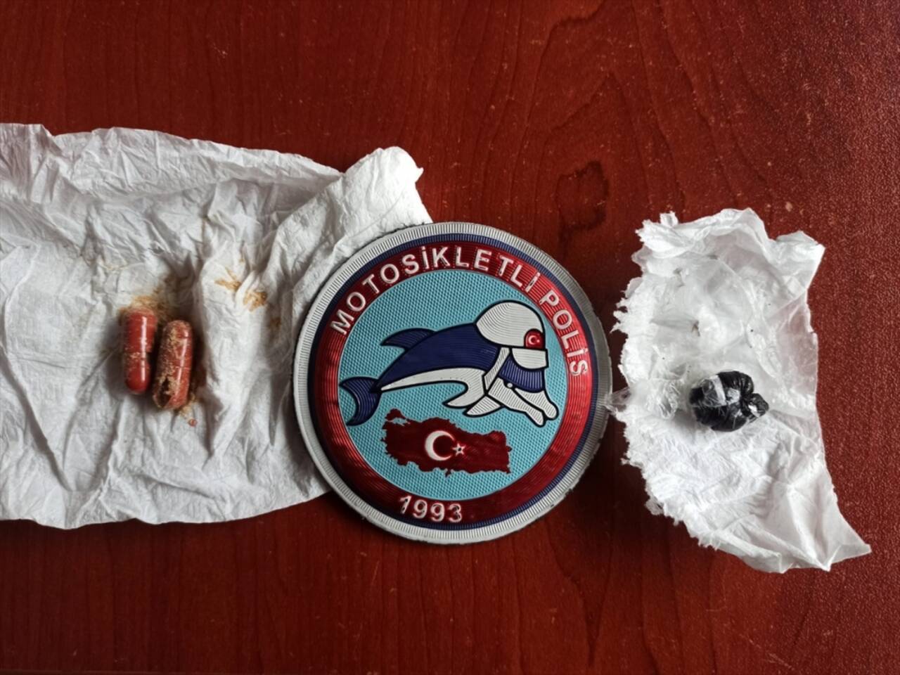 Van'da "torbacı" operasyonlarında 15 şüpheli yakalandı