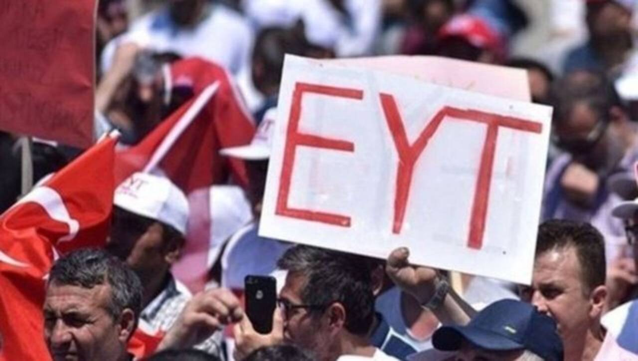 YENİ ASYA Gazetesi yazdı! "EYT'liye yapılan hukuksuzluktur!"