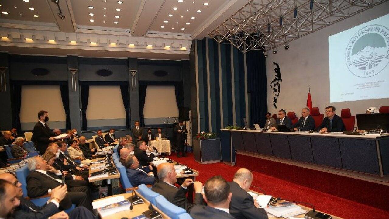 Kayseri Büyükşehir'e meclisten onay