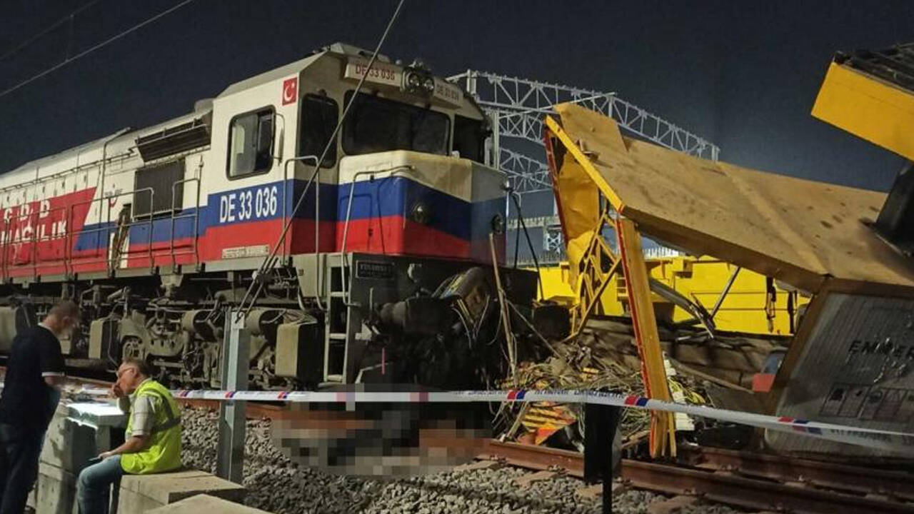 Freni arızalanan lokomotif, işçilere çarptı! 1 ölü 2 yaralı!