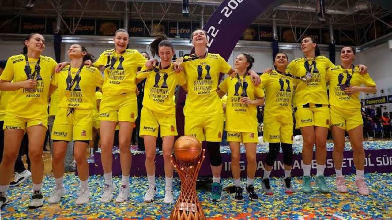 Fenerbahçe Alagöz Holding, FIBA Kadınlar Avrupa Ligi'nde Dörtlü Final'e yükseldi!