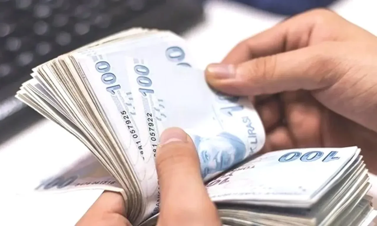 Asgari ücret zam senaryoları değişti : 2025 yılında asgari ücret ne kadar olacak?