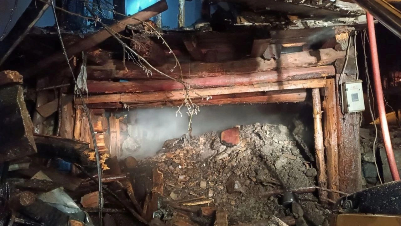 Kastamonu'nda feci yangın: 1 yaralı! Kayıp baba ve oğlunun cesetlerine ulaşıldı