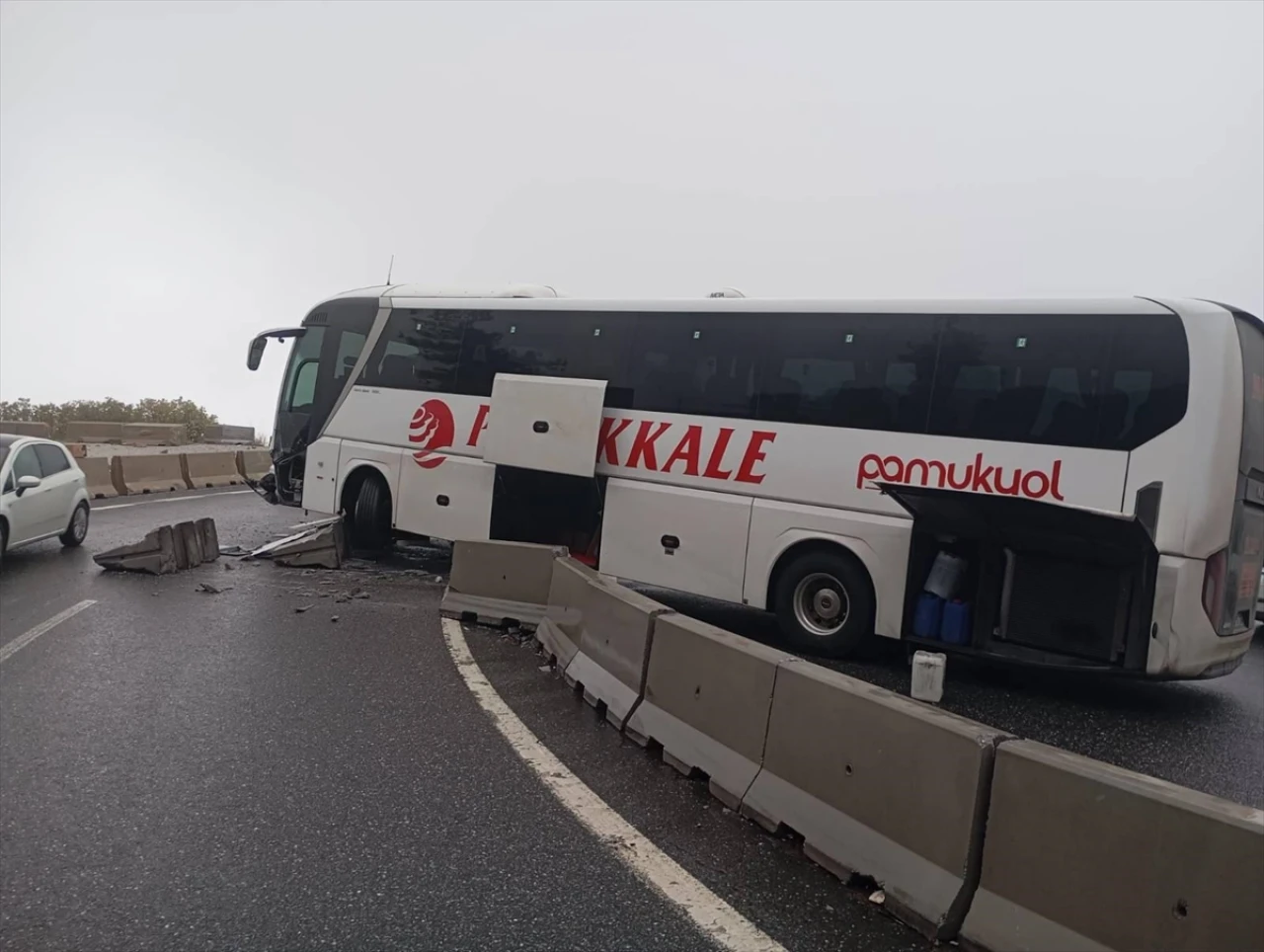 Muğla'da yağışlı hava, otobüs kazasına sebep oldu! 5 yaralı