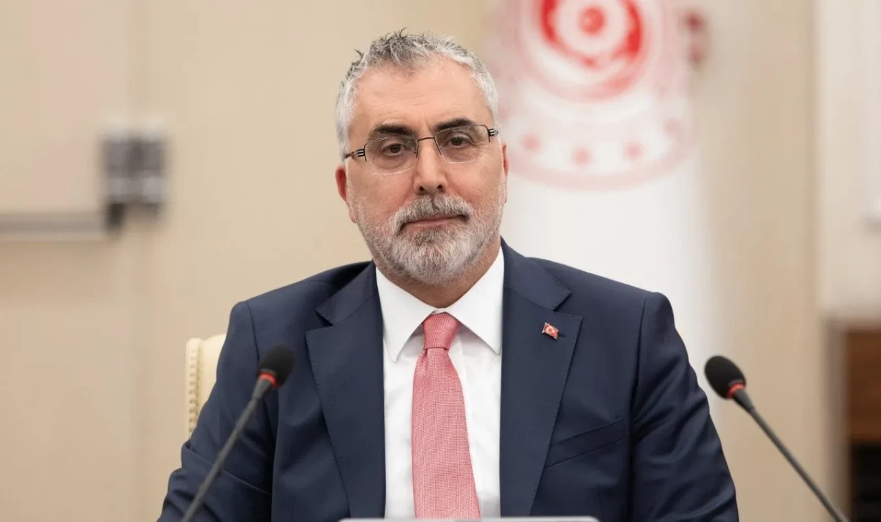 Çalışma Bakanı Işıkhan’dan asgari ücret açıklaması: Fırsatçılığa geçit yok!