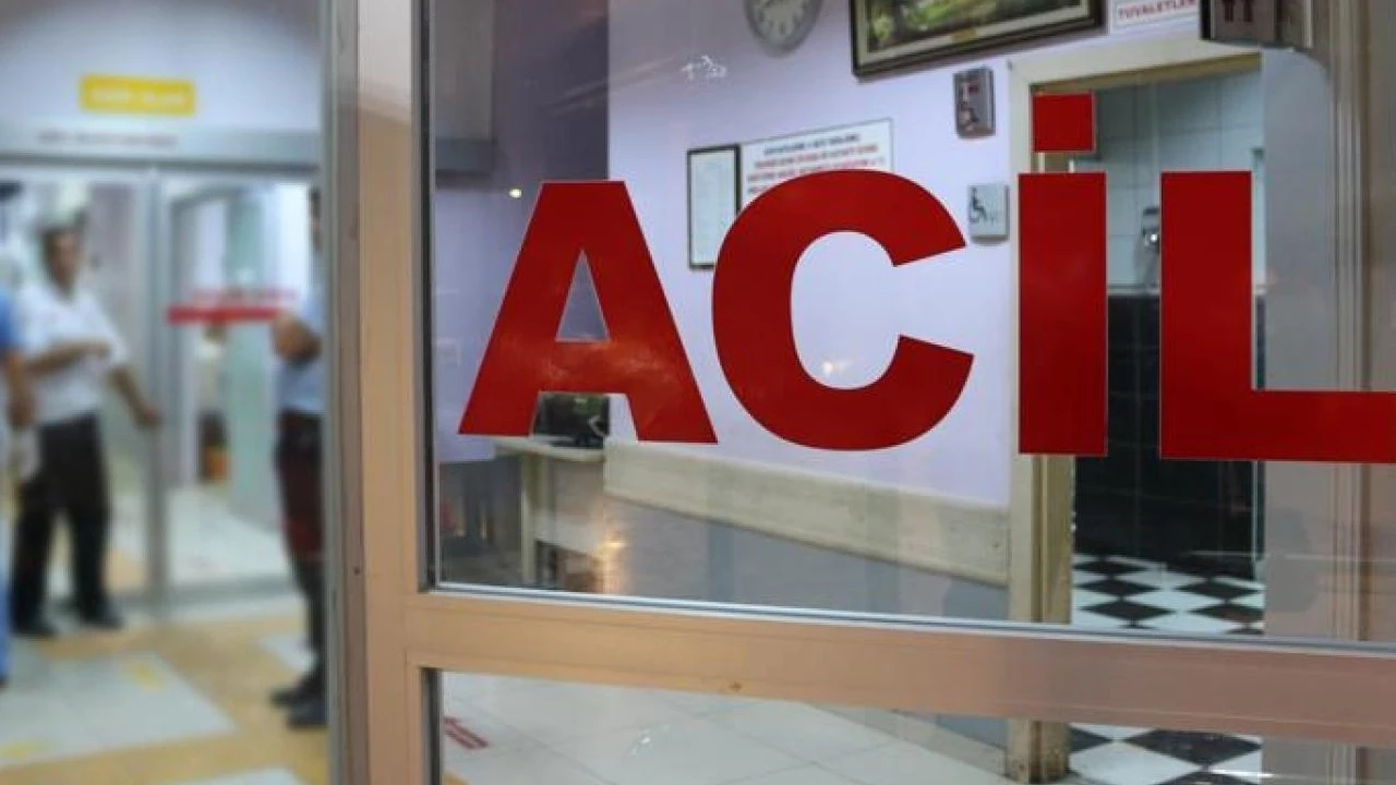 Adana'da feci saldırı: Kaldırım taşıyla kafasına vurulan genç öldü