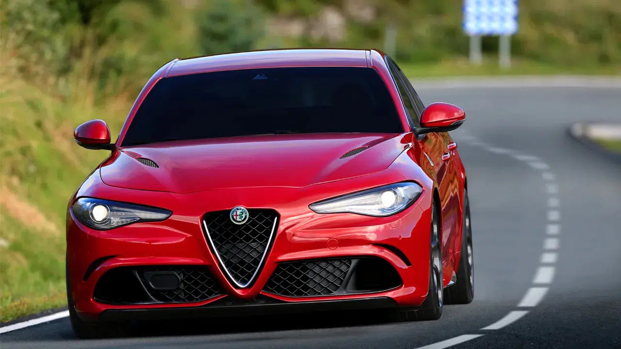 Alfa Romeo Kasım 2025 fiyat listesi açıklandı: Tonale, Junior Elettrica ve Junior Ibrida güncel fiyatları
