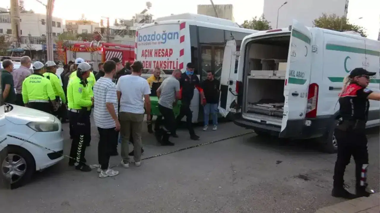 Kilis'te halk otobüsünün altında kalan kadın hayatını kaybetti