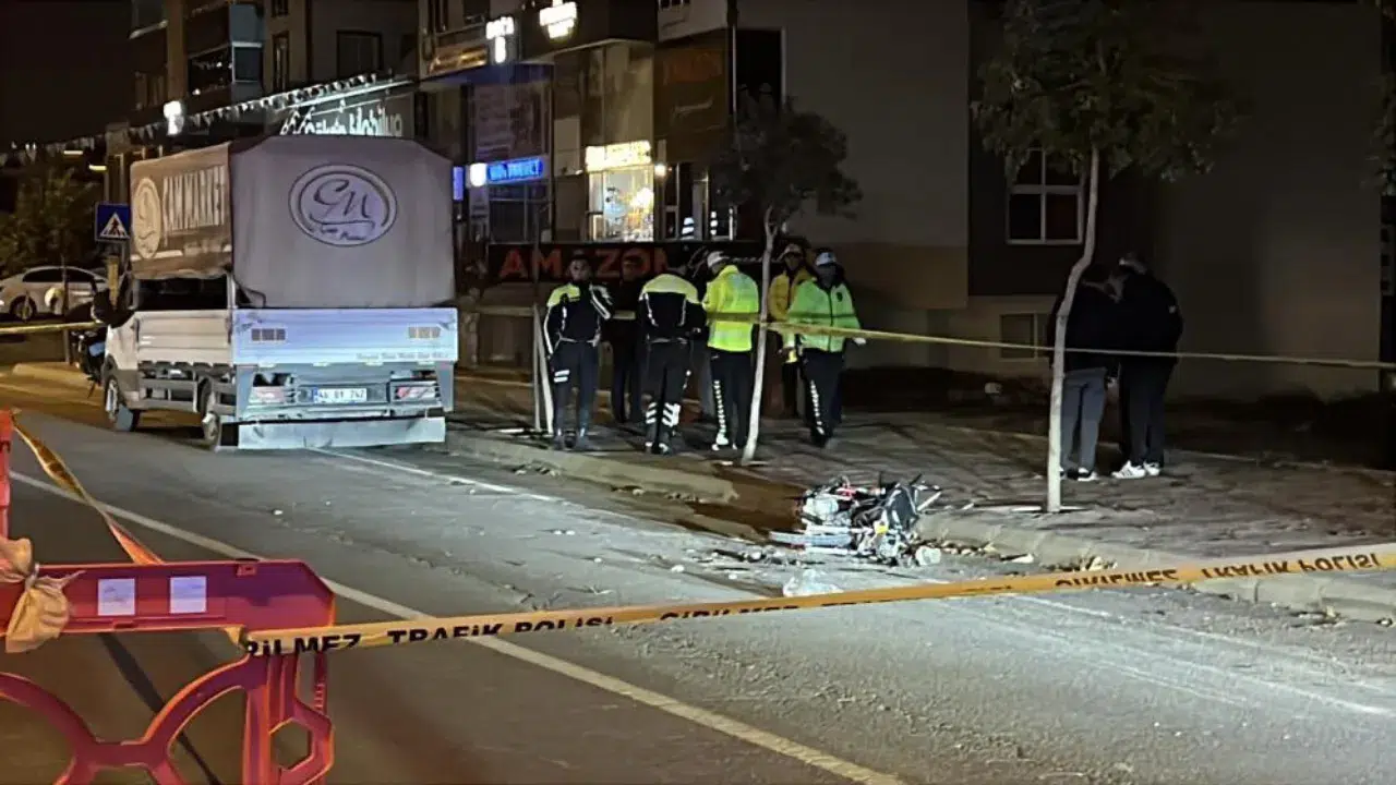 Kahramanmaraş'ta polisten kaçan motosiklet kaza yaptı: 1 ölü, 1 yaralı