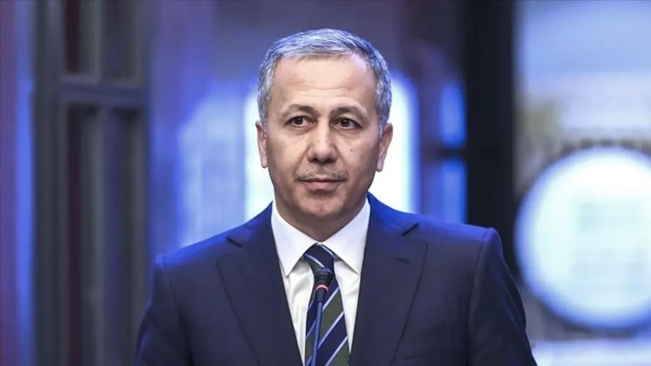 Bakan Yerlikaya: Kaplanlar suç örgütüne yönelik Hücre-12 operasyonlarında 22 şüpheli yakalandı