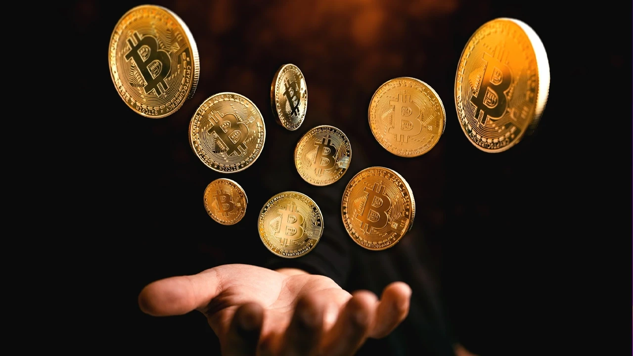 Bitcoin Durgun: O Altcoinler ise Bugün Yükselişte
