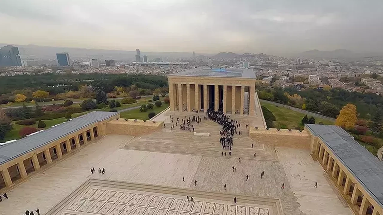 Anıtkabir bayramda açık mı? 2025 Ramazan Bayramı Anıtkabir ziyaret saatleri