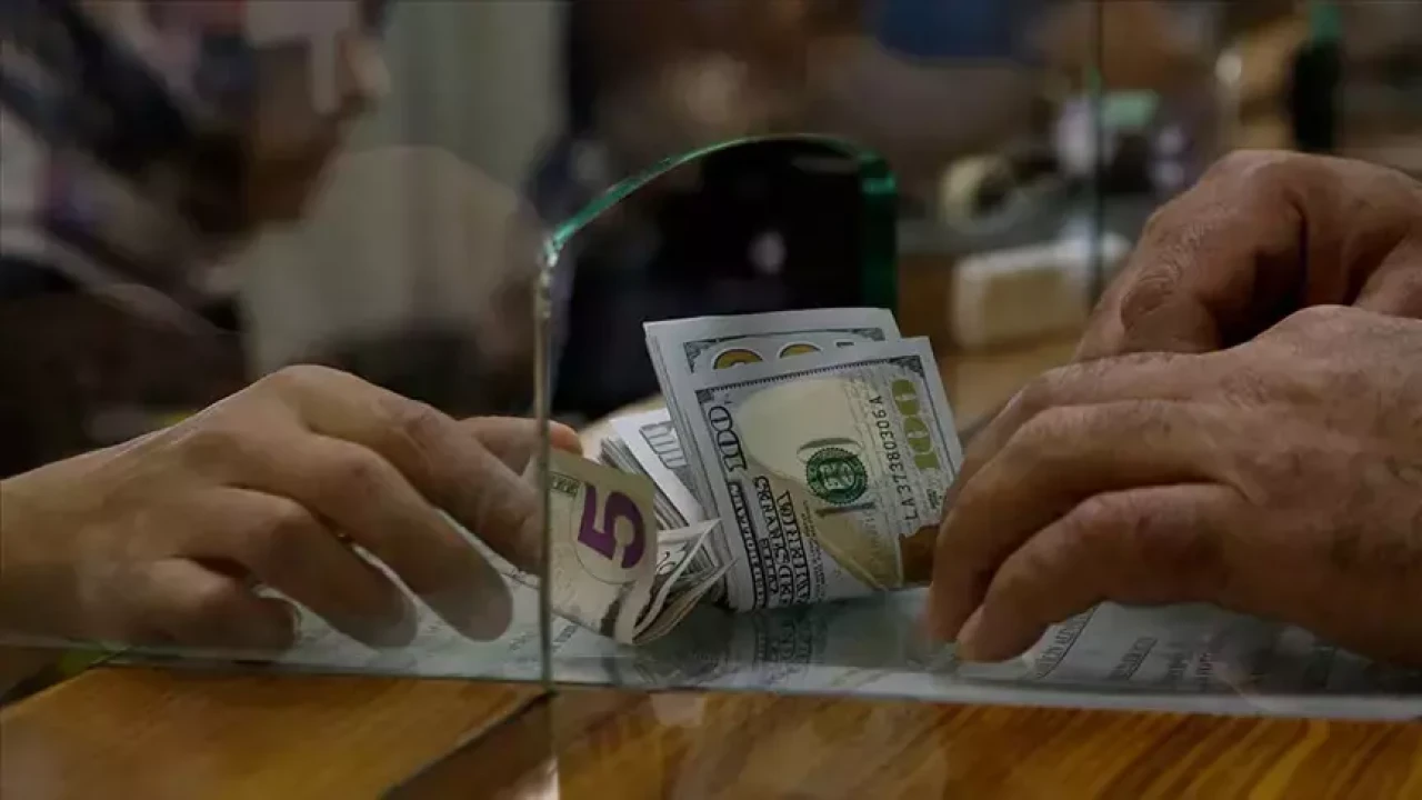 Döviz büroları ve kuyumcular arefe günü, bayramda açık mı?