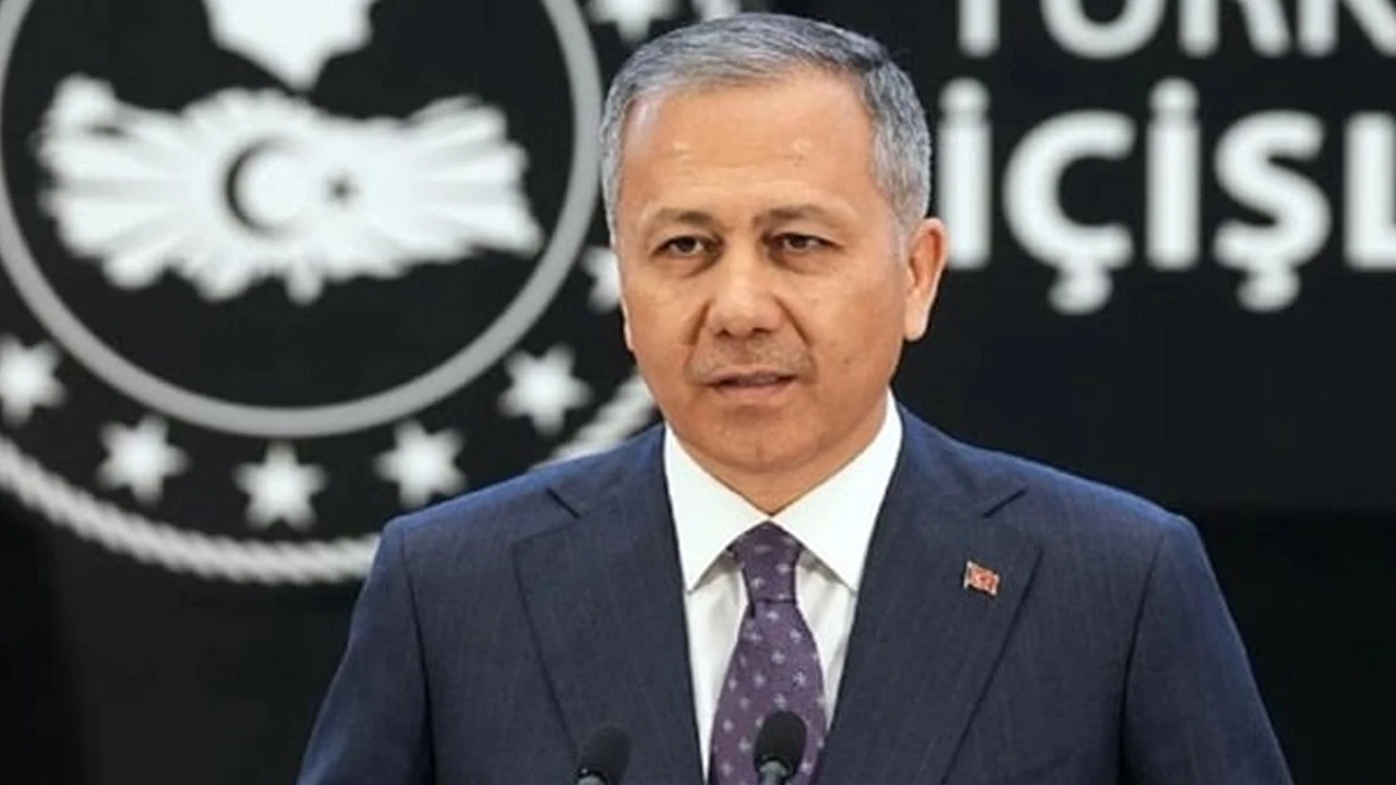 Bakan Yerlikaya: Siber suç ve suçlulara yönelik operasyonlarda 76 şüpheli yakalandı