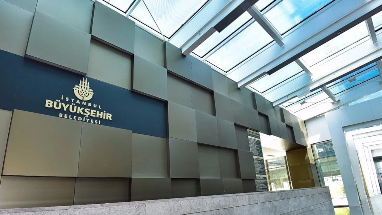İBB'deki terör ve yolsuzluk soruşturmasında şüphelilerin ifadeleri alınıyor!
