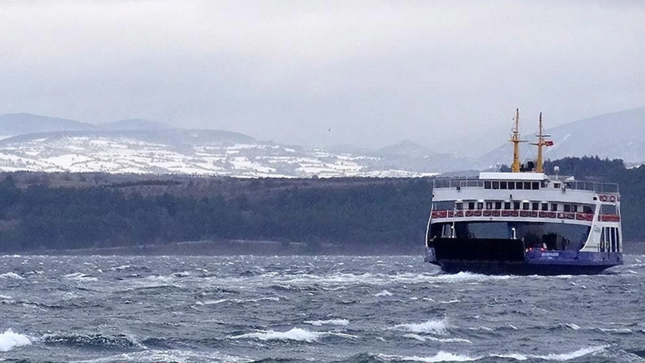 Çanakkale’de Gökçeada ve Bozcaada’ya feribot seferleri iptal oldu!