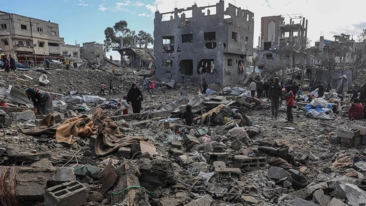 İsrail'in Gazze'ye düzenlediği yeni saldırılarda 5 ölü: 1 çocuk hayatını kaybetti