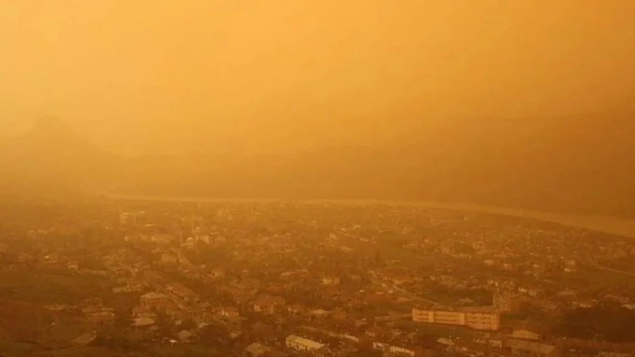 Meteoroloji'den çöl tozu uyarısı: Kronik hastalar ve yaşlılar dikkat!