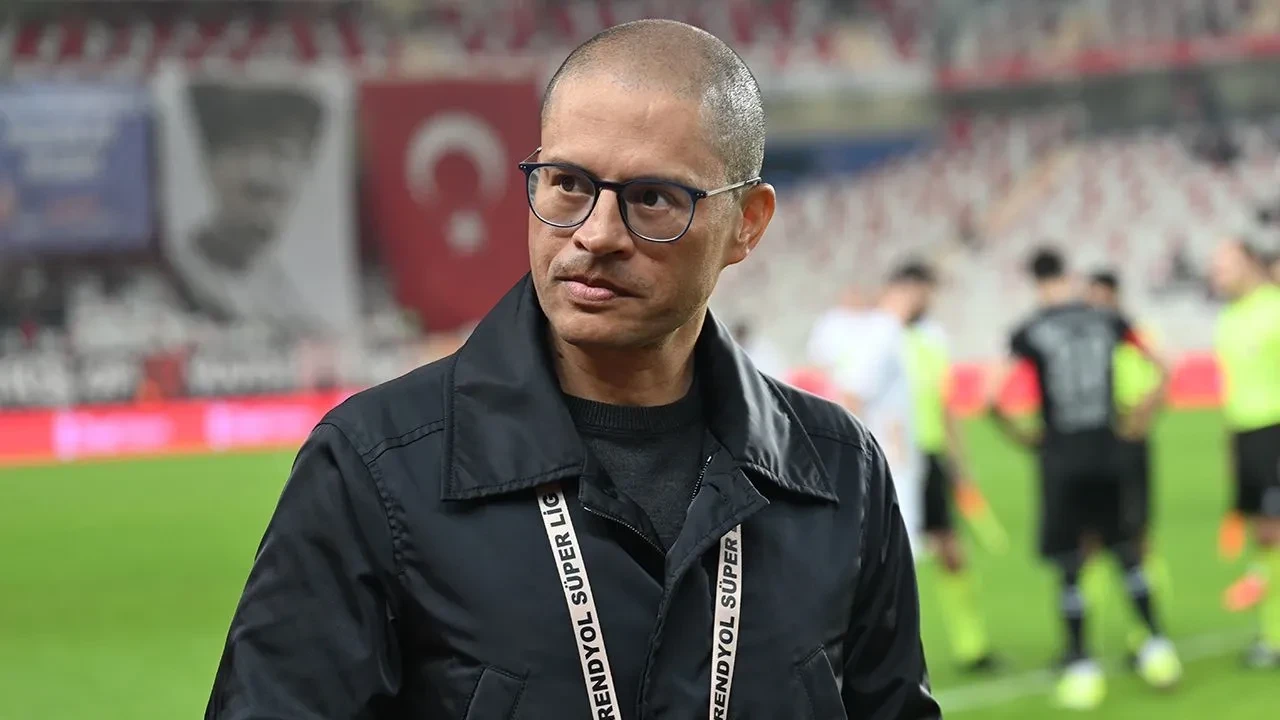 Alex de Souza'nın yeni takımı belli oldu! Göreve başlıyor