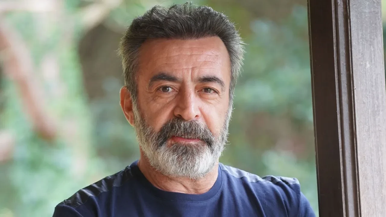 Çift Kişilik Oda'ya usta oyuncu: Levent Ülgen