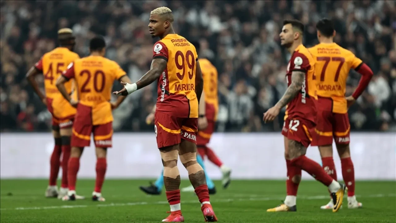 Galatasaray'ın gördüğü kırmızı kart doğru mu? Eski hakemler ne dedi?