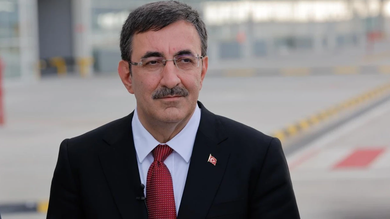 Cevdet Yılmaz: 2025'te ekonomik hedeflerimize emin adımlarla ilerliyoruz
