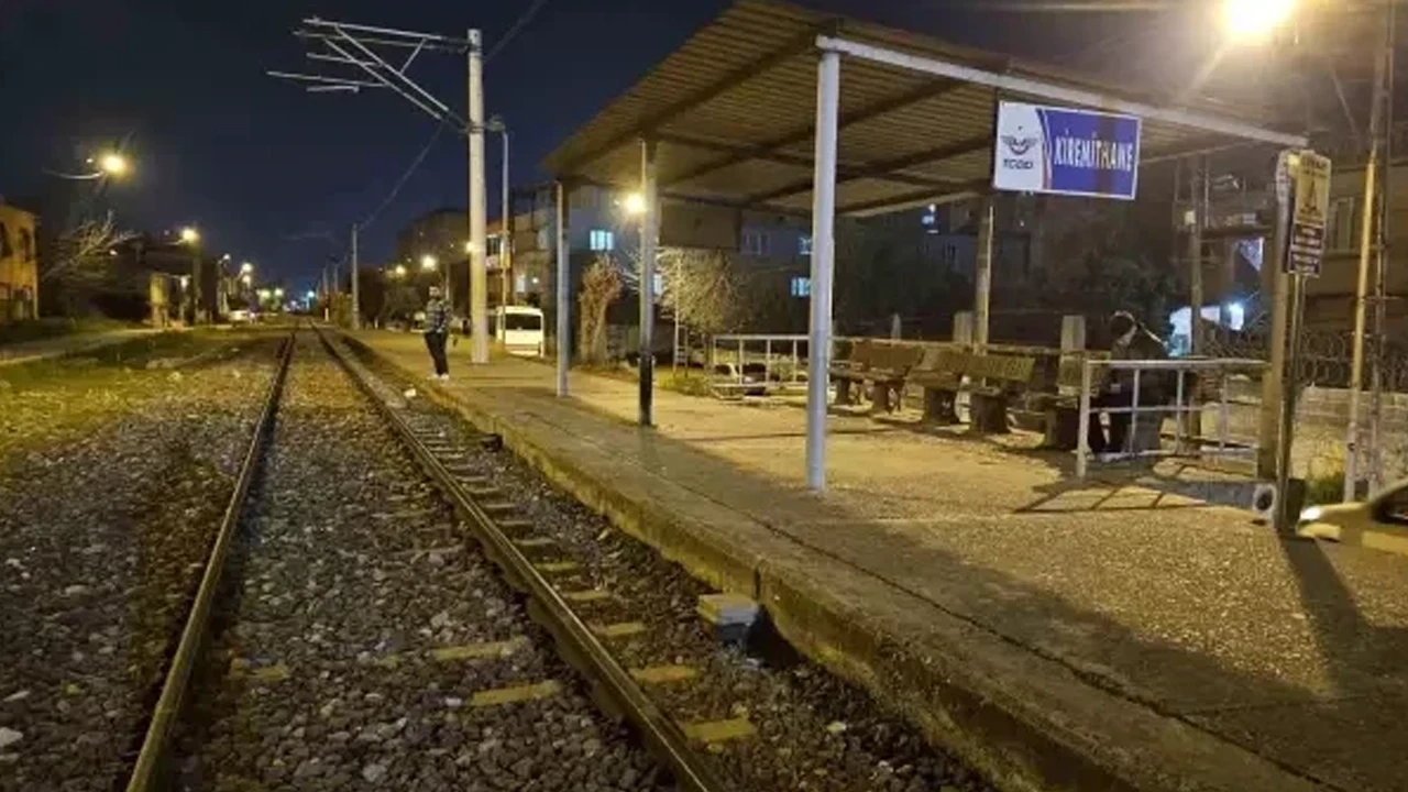 Adana'da sokak ortasında katliam: İki kardeşi bıçakla öldürdü!