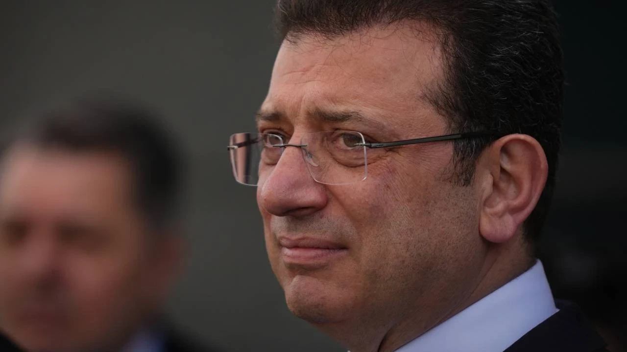 İmamoğlu'na yönelik soruşturmalarda 2 şahıs için tutuklama talebi