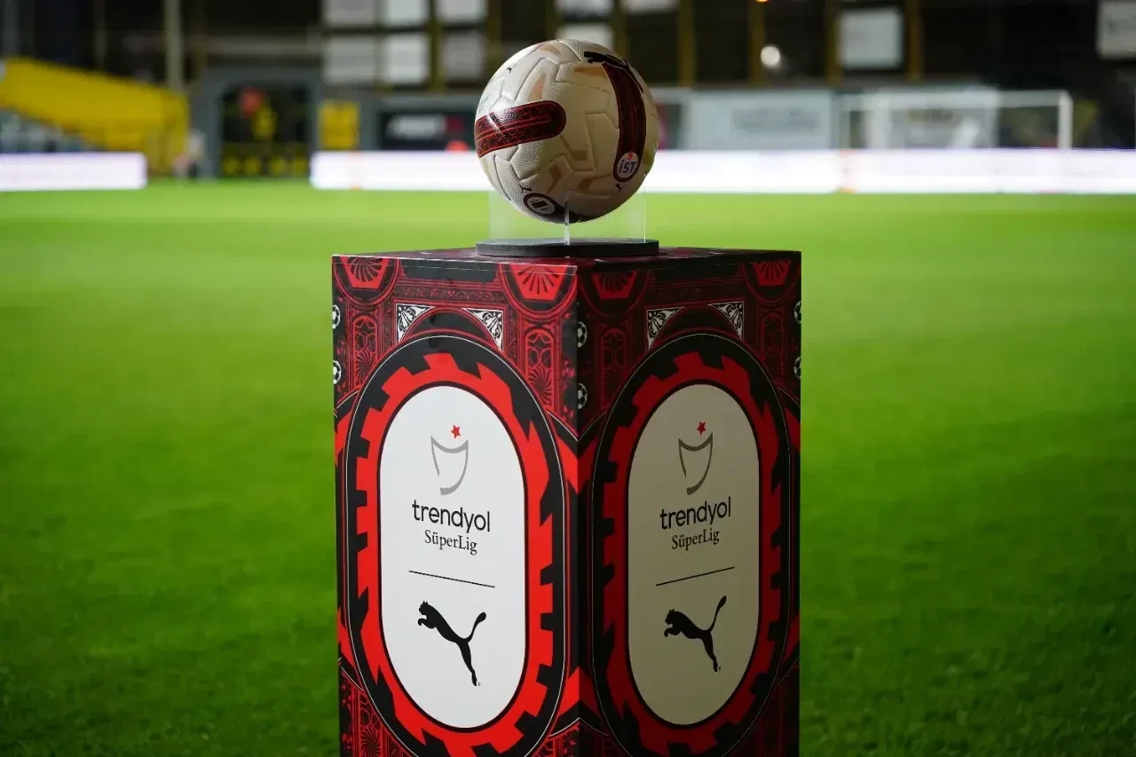Süper Lig'de 29. hafta heyecanı! İşte maç programı...