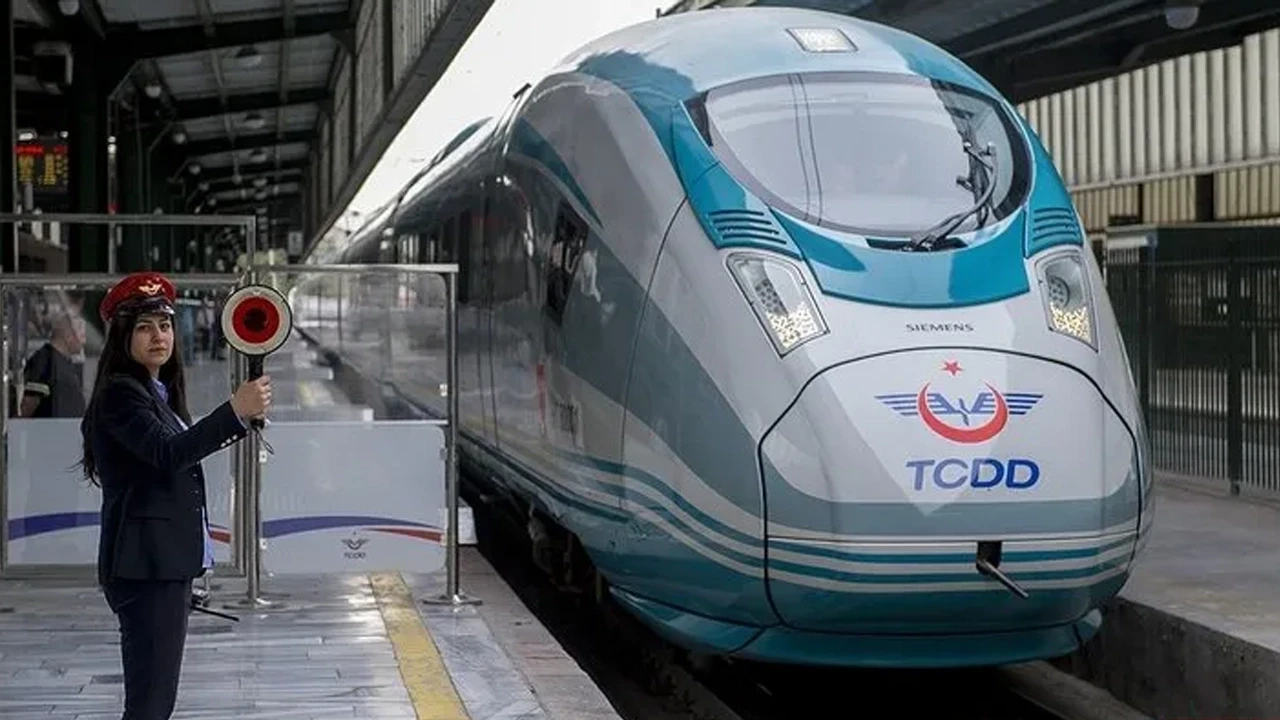 Ankara - İzmir YHT güzergahı: Ankara - İzmir hızlı treni ne zaman hizmete girecek? İki şehir arası kaç saat olacak?