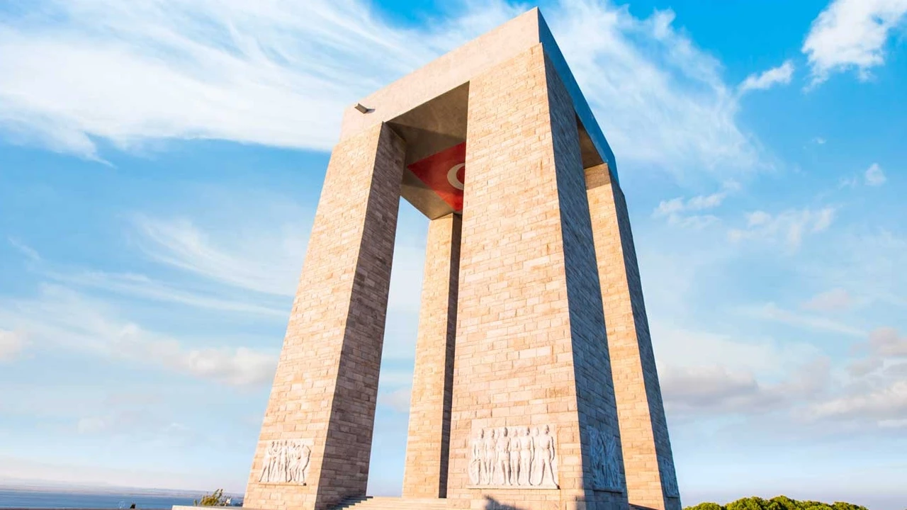 18 Mart Çanakkale Zaferi resmi tatil mi? 18 Mart'ta okullar, hastaneler ve bankalar açık mı?