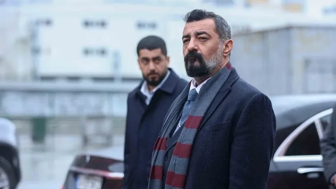 Oyuncu Celil Nalçakan korkuttu: 6 saatlik operasyon geçirdi!